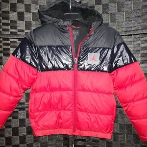 Air Jordan Puffer  Jacket size 8/10 Lightweight Hood Zip Coat